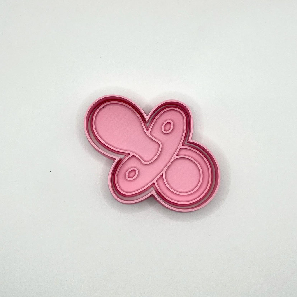 ベビーシャワー用クッキー型＆フォンダンスタンプセット（持ち手付き）｜新生児向けベーキングセット