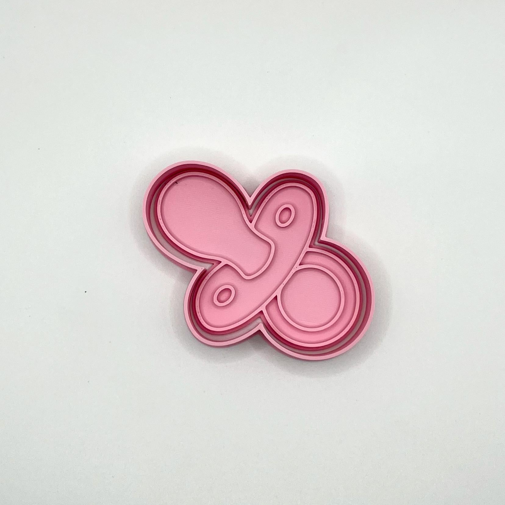 ベビーシャワー用クッキー型＆フォンダンスタンプセット（持ち手付き）｜新生児向けベーキングセット