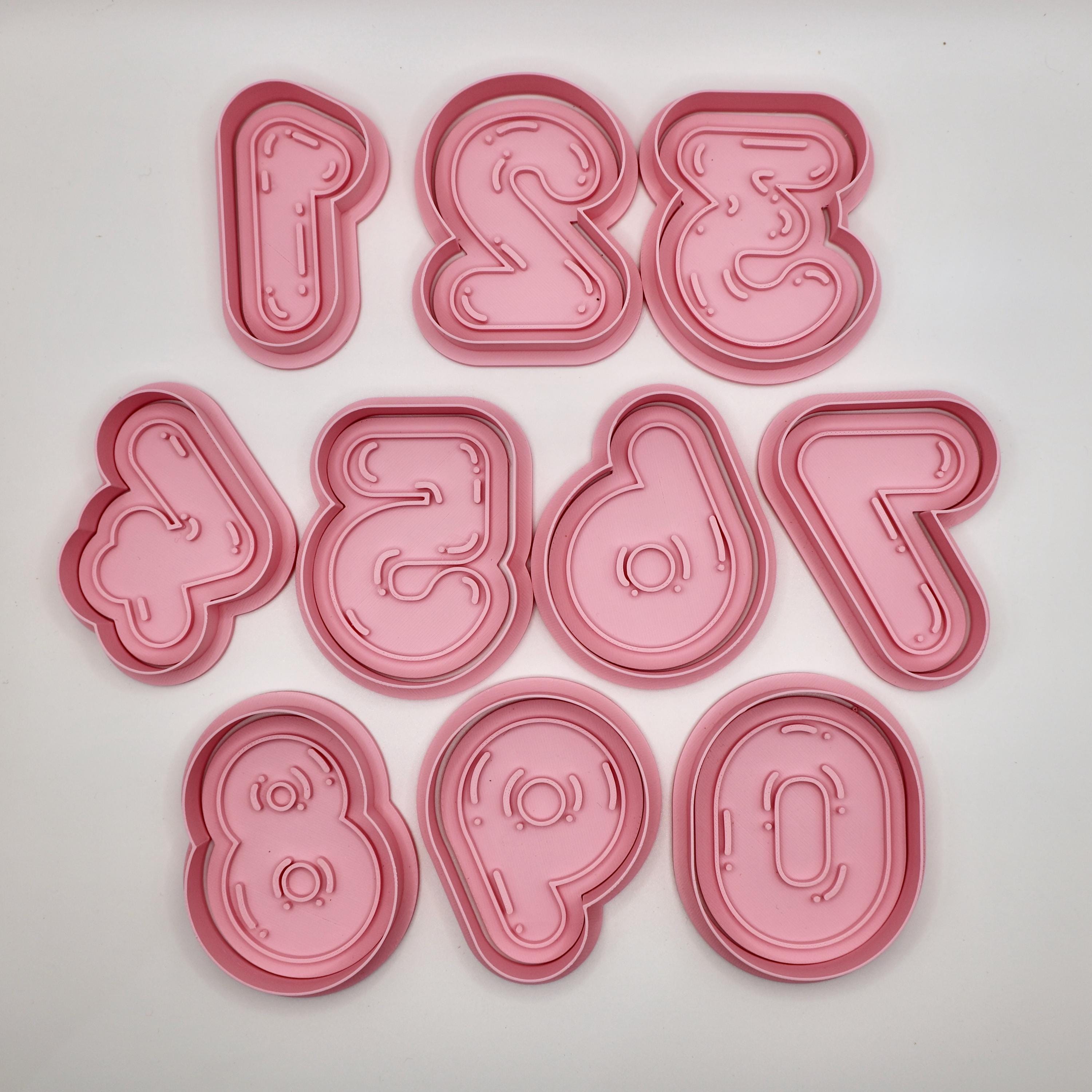 持ち手付き数字クッキー型＆フォンダン型抜き – 子供の誕生日、粘土の形、0～9の数字