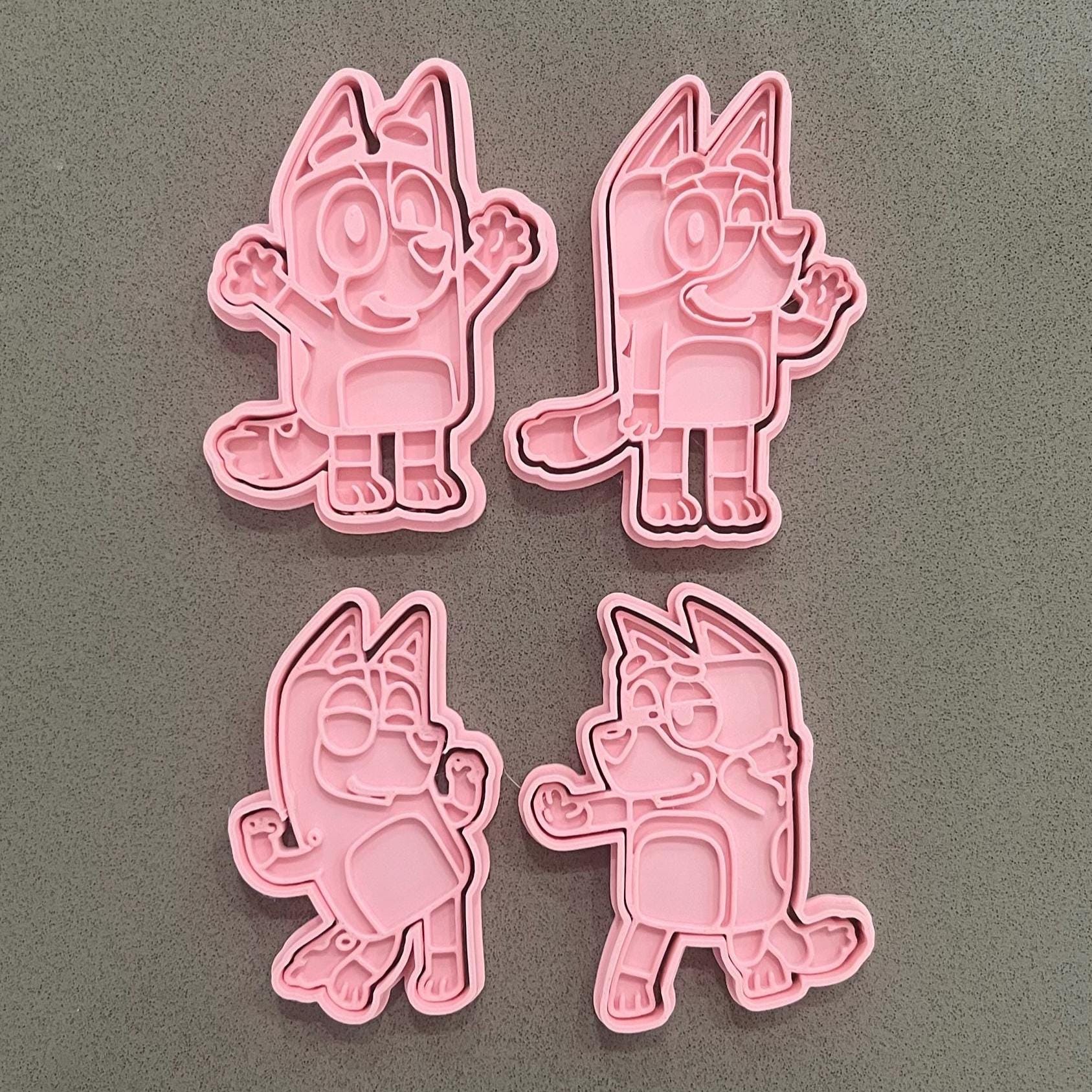 青い犬のクッキー型＆フォンダン型抜き｜ハンドル付き4点セット