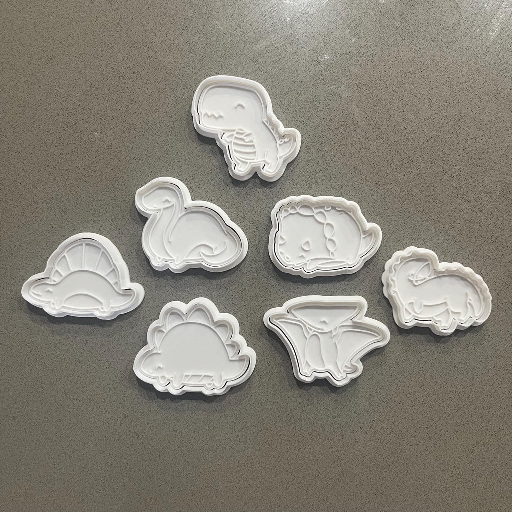 恐竜バースデークッキー型＆フォンダン型抜き｜持ち手付き7点セット