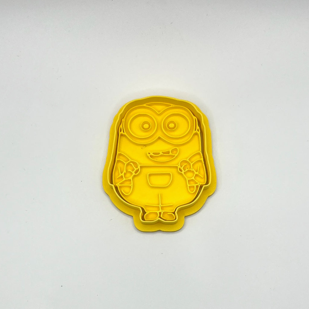 クラシックコミック風のバースデークッキー型とフォンダンスタンプの完全セット – 持ち手付きのレトロなキッズパーティーセット