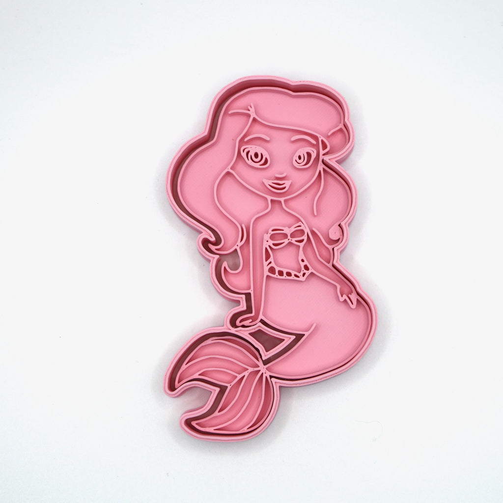 おとぎ話のお姫様バースデークッキー型＆フォンダンスタンプセット – 持ち手付きロイヤルガールズパーティーセット