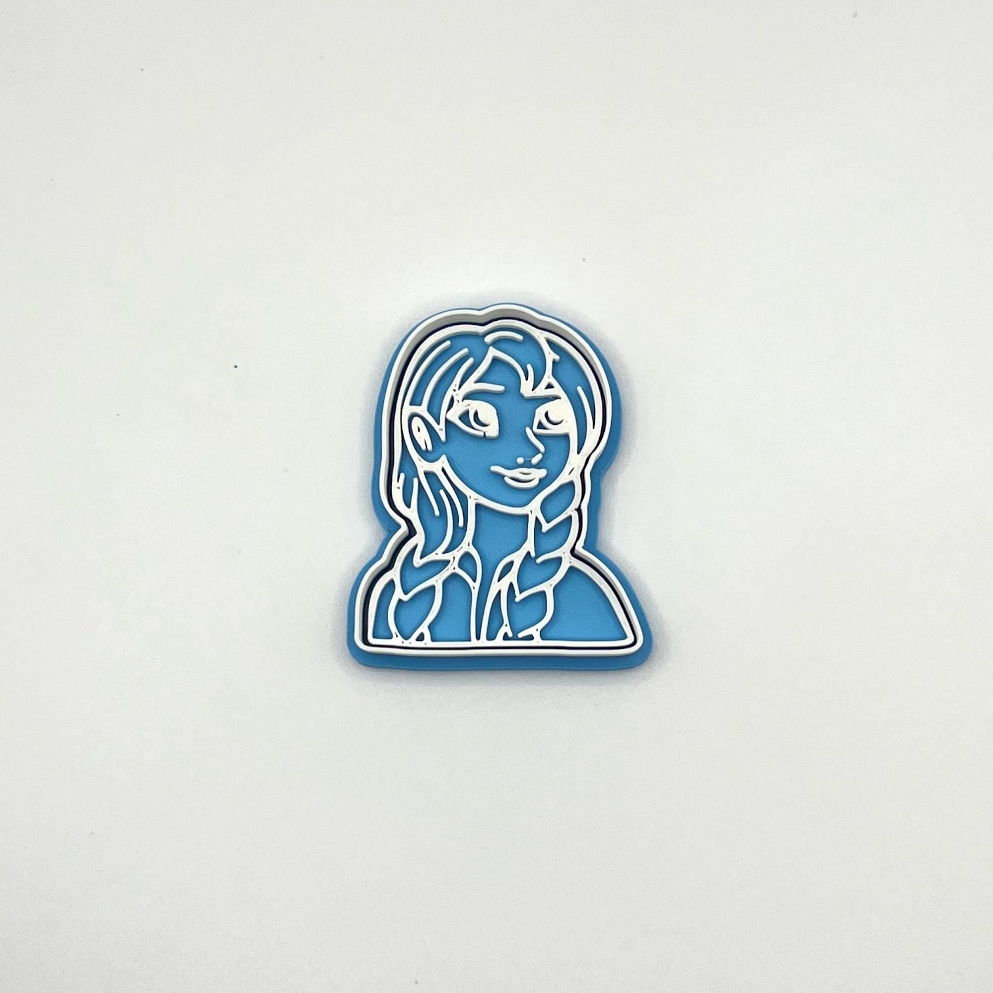 アイスプリンセス バースデークッキー型＆フォンダンスタンプ – スノークイーン ウィンターパーティーセット（持ち手付き）