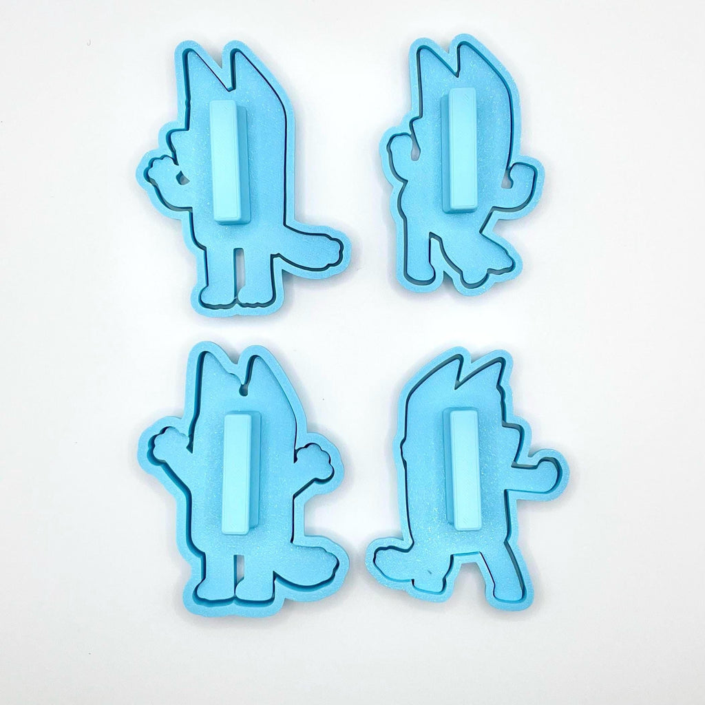 青い犬のクッキー型＆フォンダン型抜き｜ハンドル付き4点セット